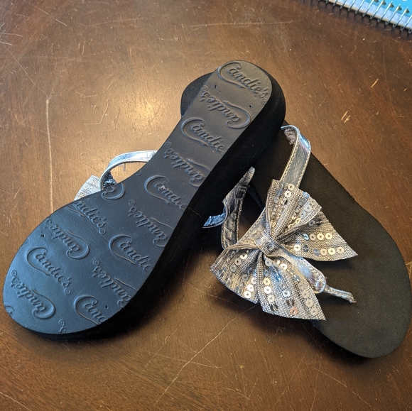 Candies Wedge Sandals - Picture 2 of 3